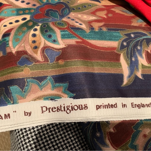 MASHAM - LUXURY PRINTED ENGLISH COTTON FABRIC - Picture 2 of 4